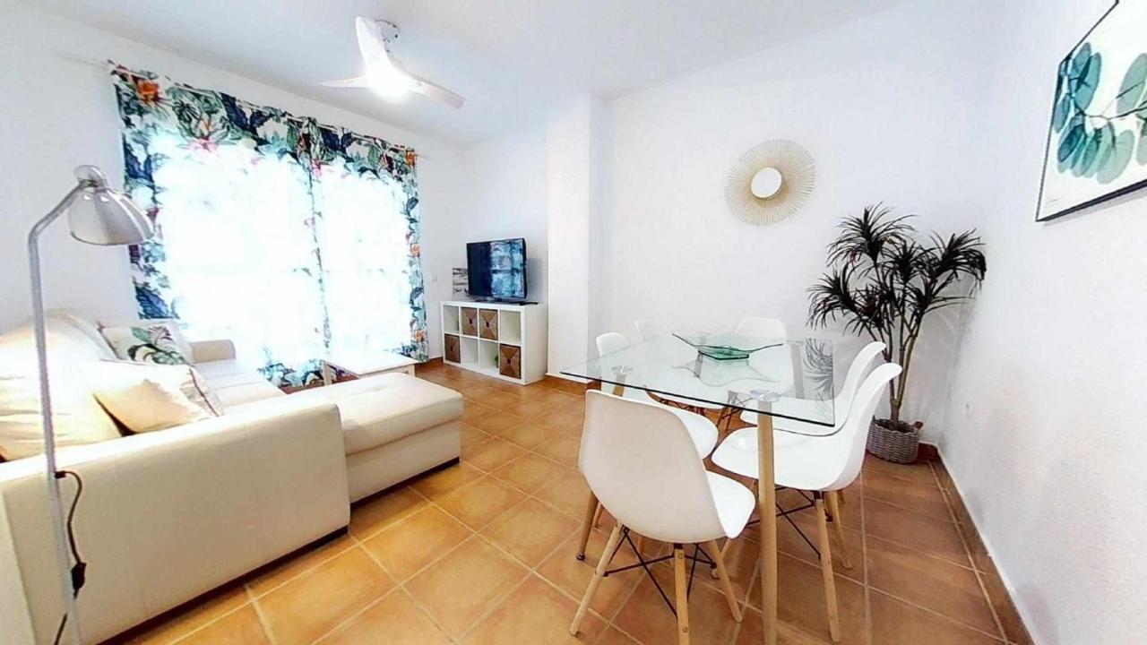 Coqueto y práctico apartamento en el pueblo de Zahara Zahara de los Atunes Esterno foto